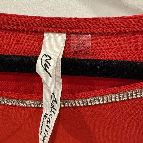 EUC 2xl NY Collection Women Red Bell Sleeve Top with Rhinestones Glam Party NYE - Picture 3 of 7